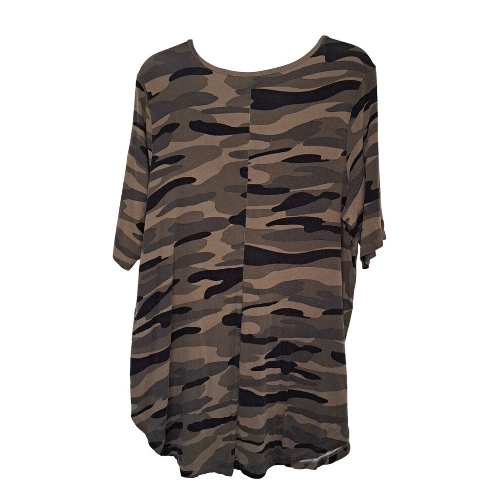 Torrid Super Soft Knits Camo V Neck Tunic Top Plus Size 2 - Picture 2 of 7